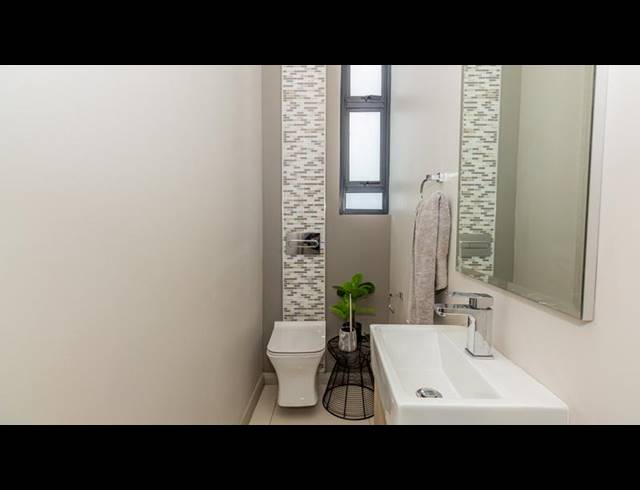 3 BEDROOM HOUSE FOR SALE IN LONEHILL